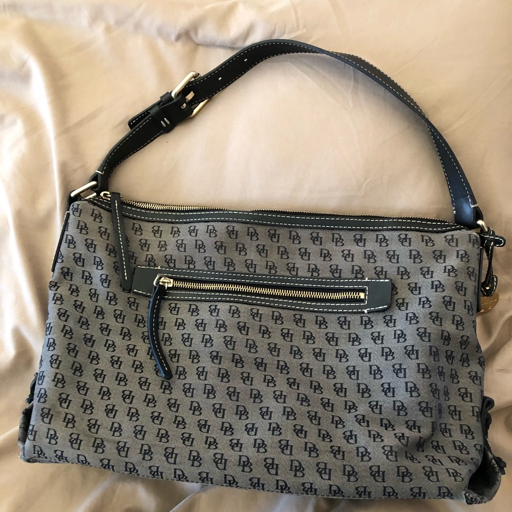 Dooney & Bourke Shoulder Bag